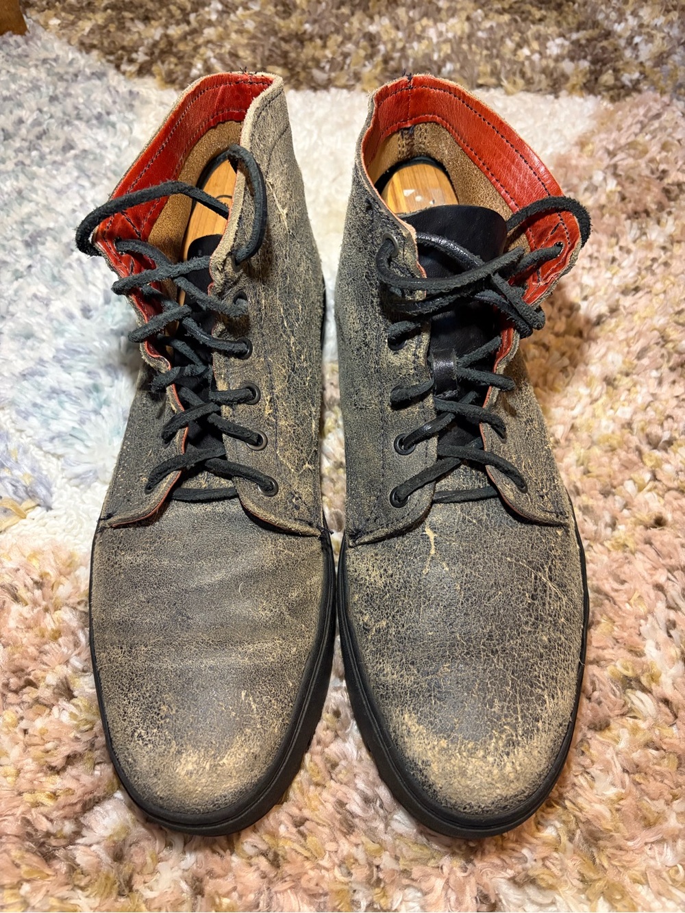 EUC Vic Mensa collab Wolverine Mid 1000 Mile Combat Collection Vibram sole